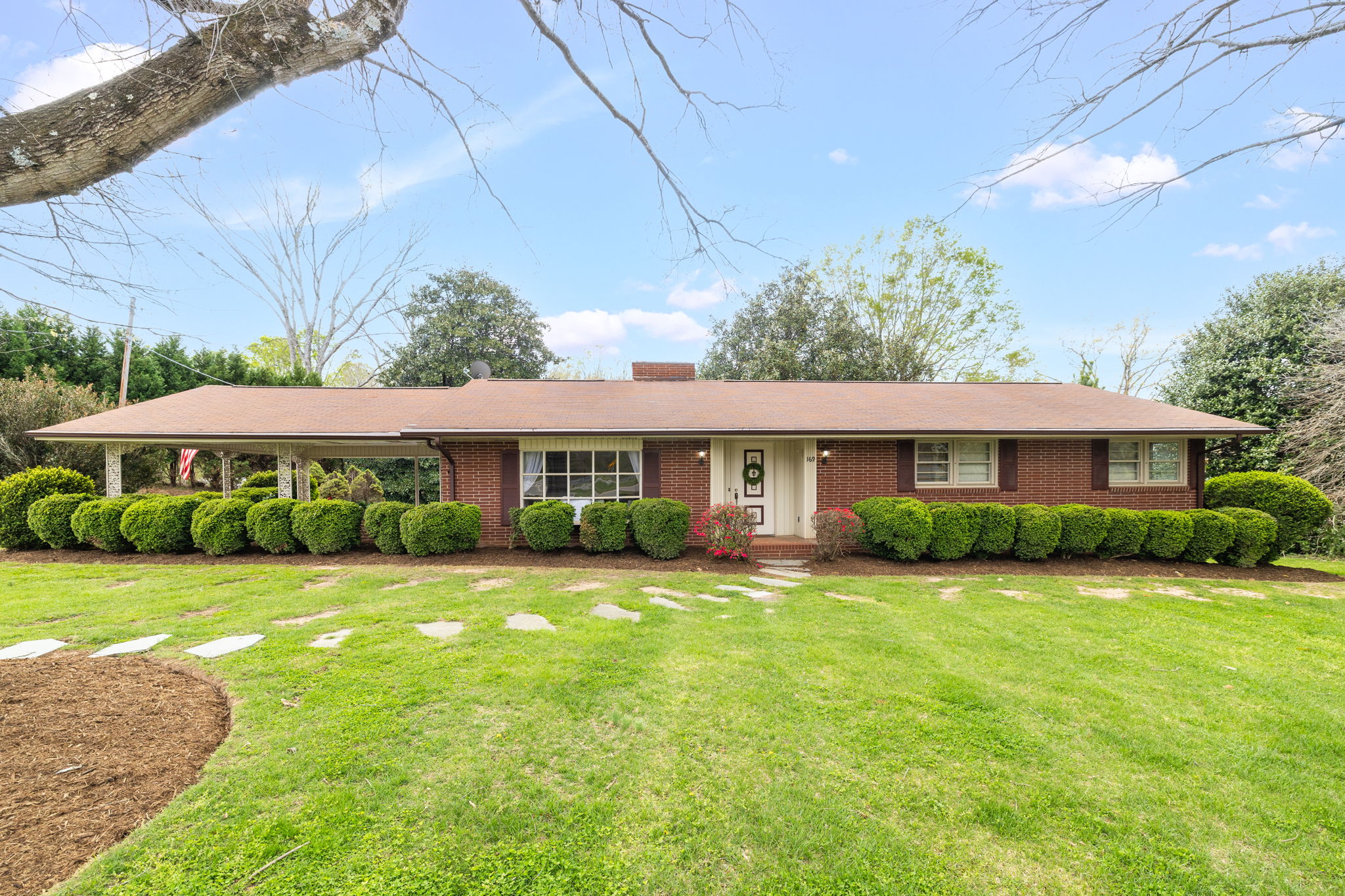 169 Wilbert Dr-1