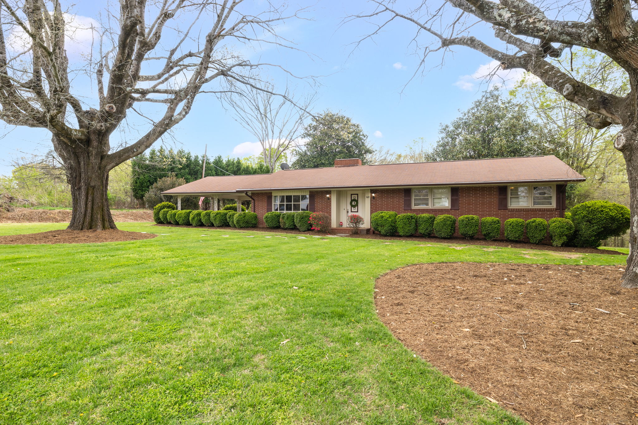 169 Wilbert Dr-3