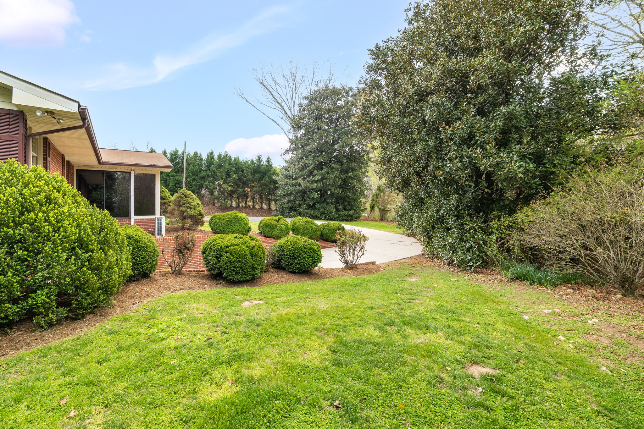 169 Wilbert Dr-35