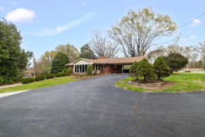 169 Wilbert Dr-32