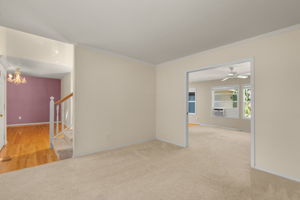 Enterance/Formal Living Room