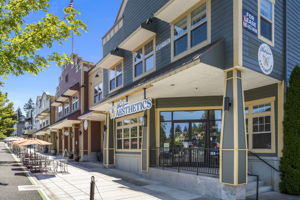 Neighborhood Restaurants & Shops