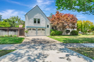 001_1690 Castilleja Ave