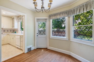 021_1690 Castilleja Ave