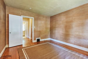 034_1690 Castilleja Ave