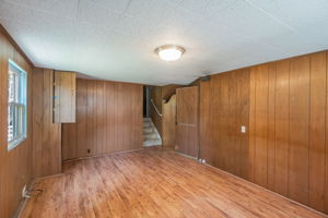040_1690 Castilleja Ave