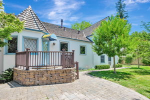 045_1690 Castilleja Ave