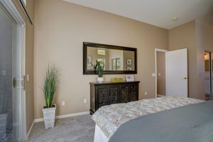 Roxbury Way-028