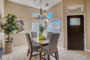 Roxbury Way-005