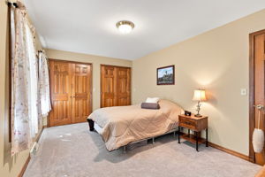  Photo 71