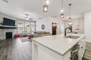 16901 Picasso Dr_020.jpg