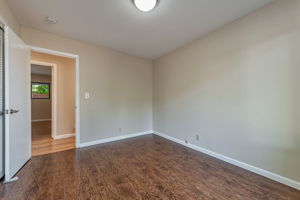 034_16904 Spencer Ave