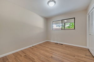 038_16904 Spencer Ave