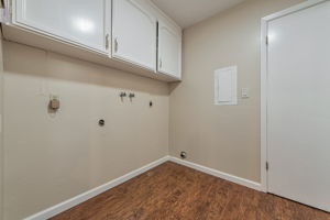 045_16904 Spencer Ave