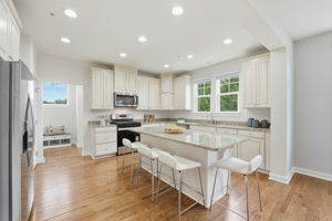 Island with breakfast bar seating