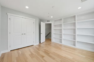 Built-in bookcase