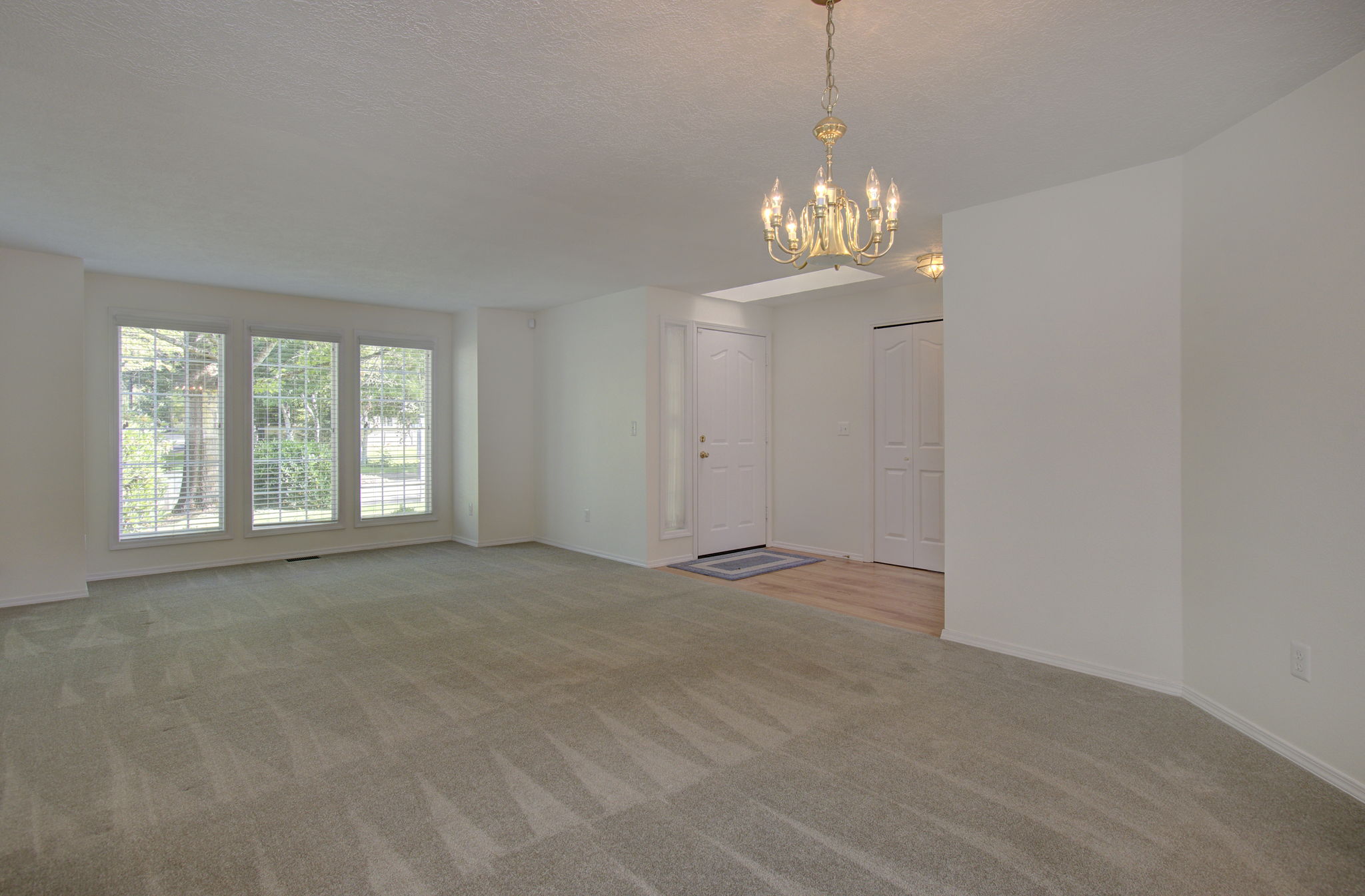 02 dining room - living room