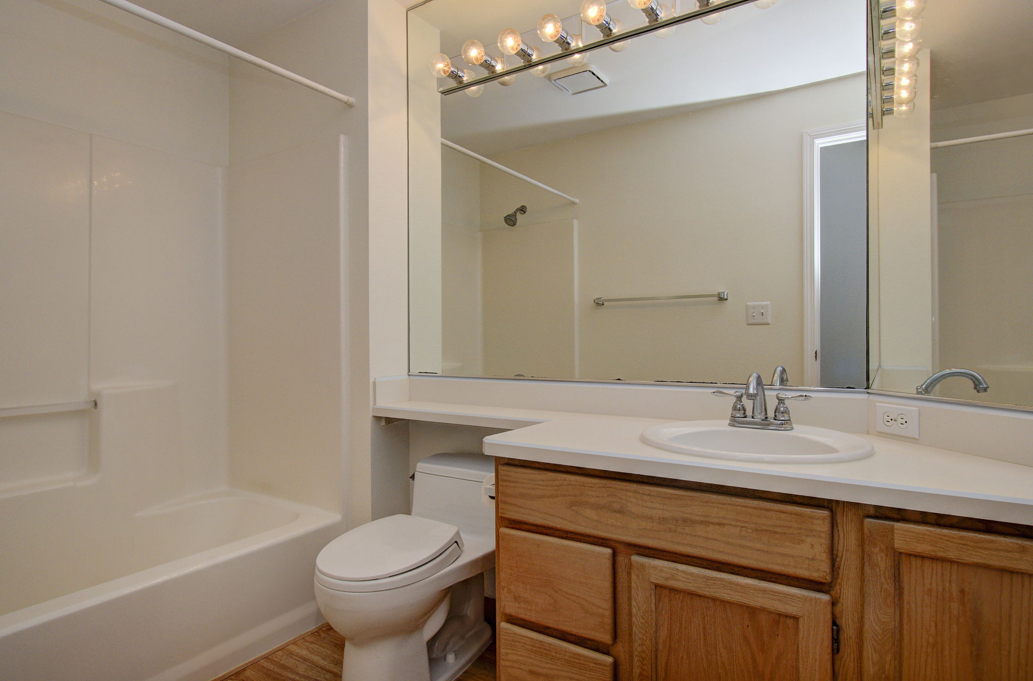 03 bathroom