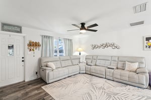 Lakeside Terrace-007.jpg