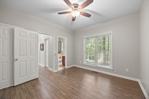 1st floor bedroom/bath