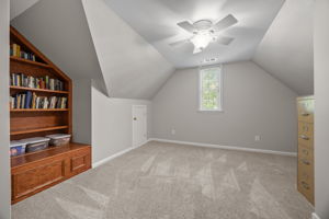 2nd floor bonus room/flex space