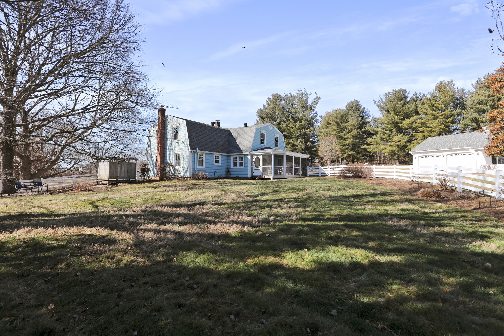  Photo 47