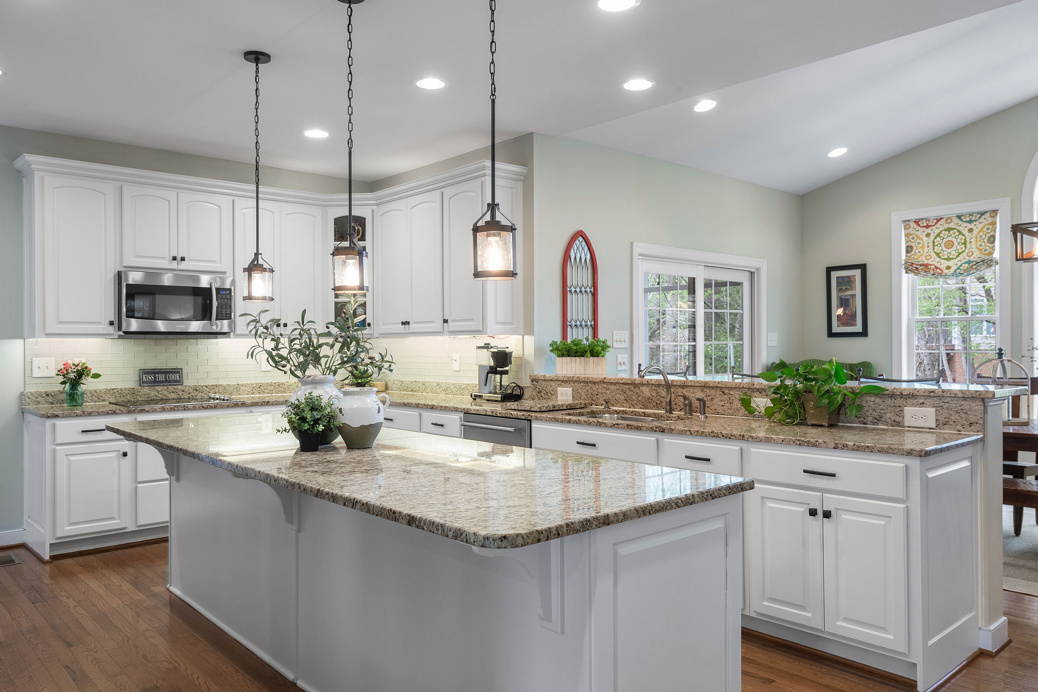 12-Kitchen