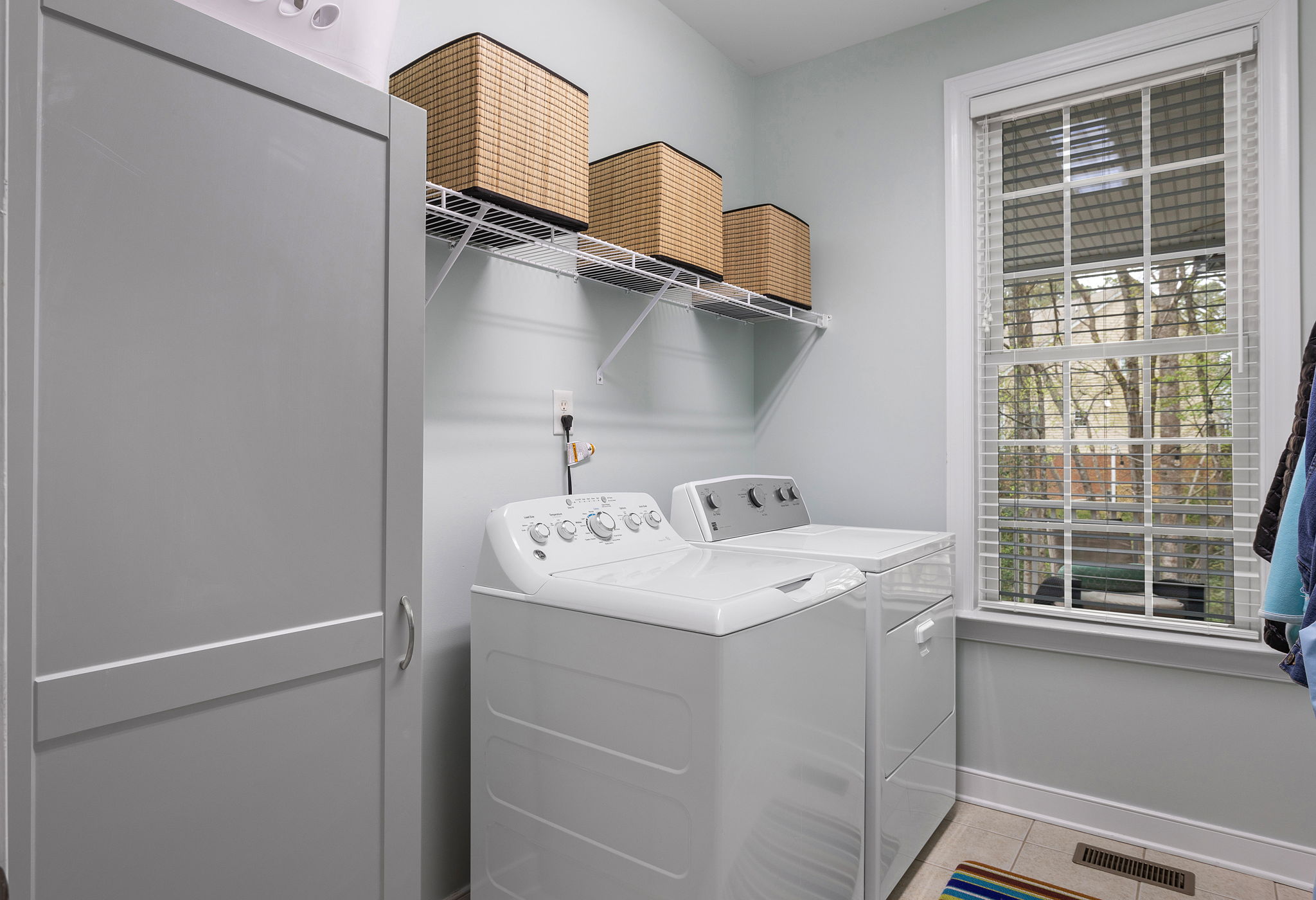 25-Laundry Room