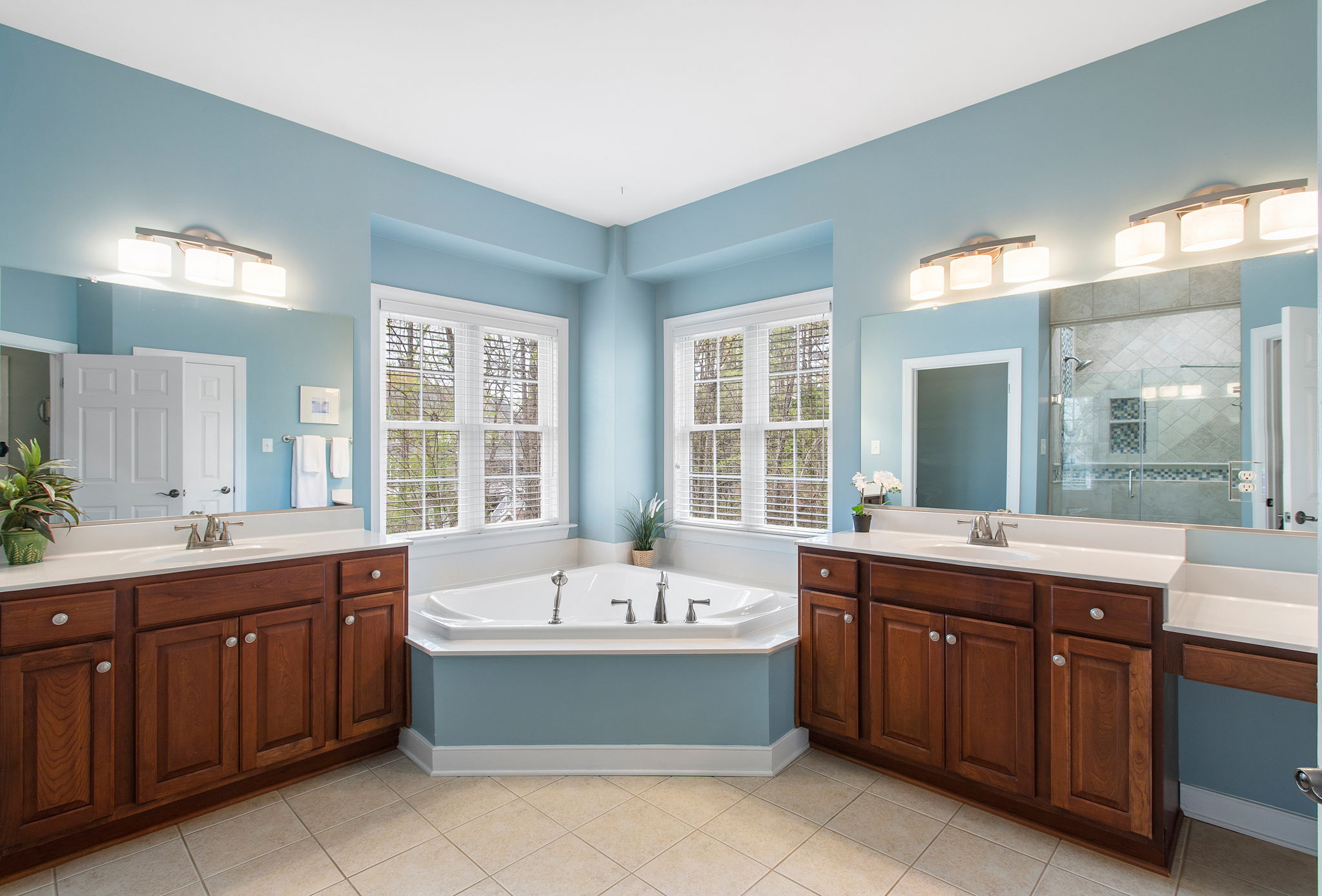 33-Primary Bath
