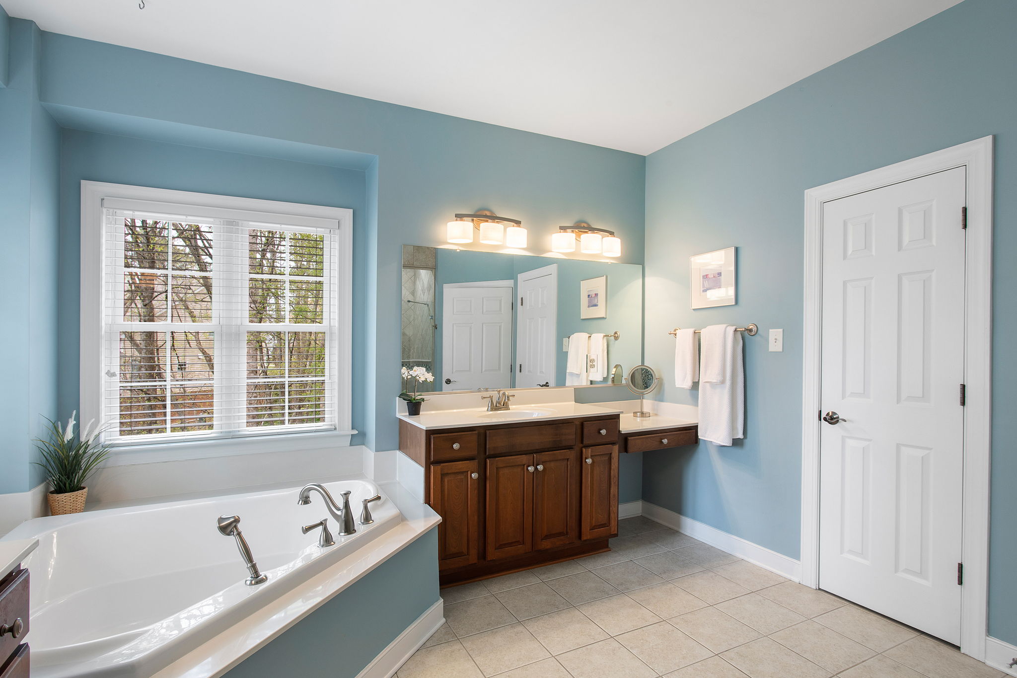34-Primary Bath