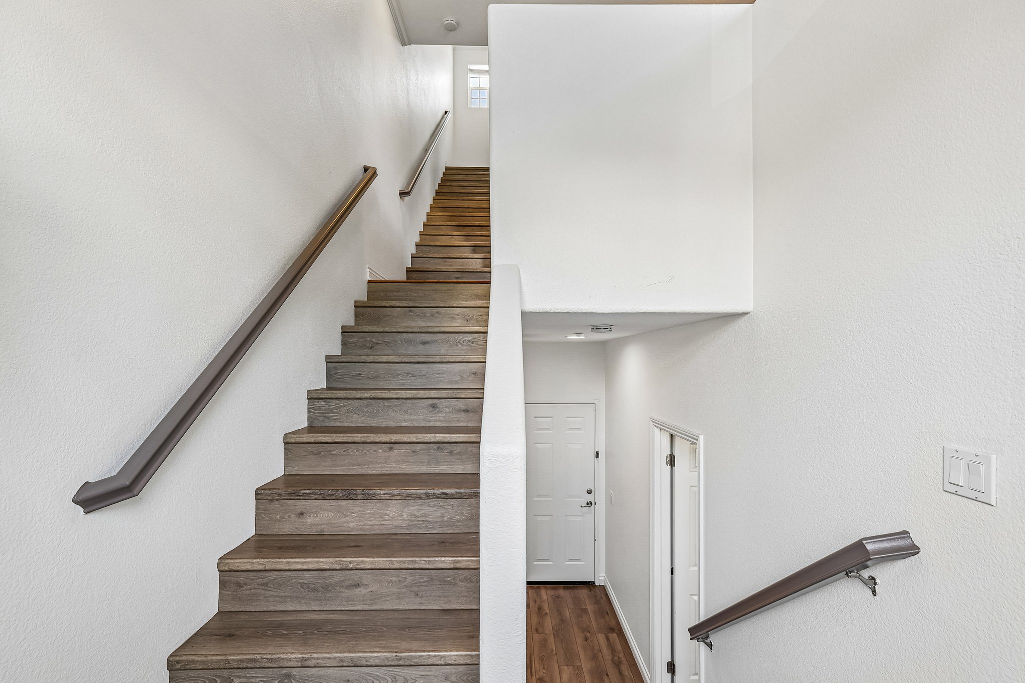Vasquez Way unit 70-S1006-034.jpg