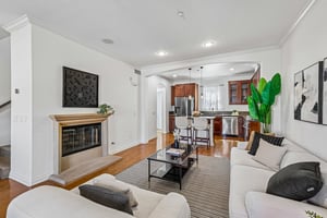 Vasquez Way unit 70-S1006-005.jpg