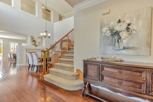 011_1692 Colchester St