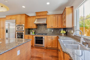 030_1692 Colchester St