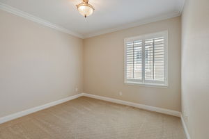 061_1692 Colchester St