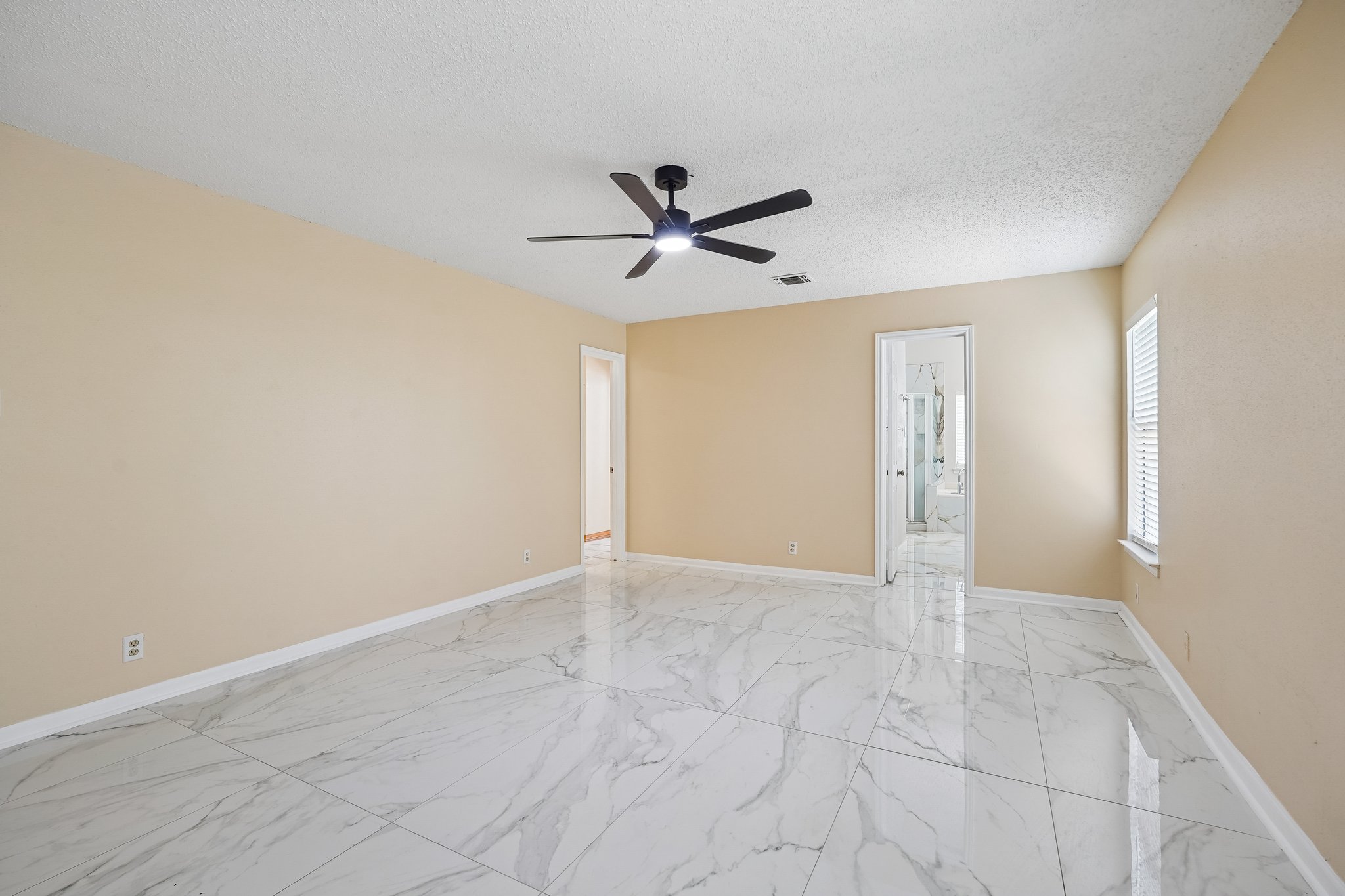 Vista Briar Dr-S1706-029.jpg