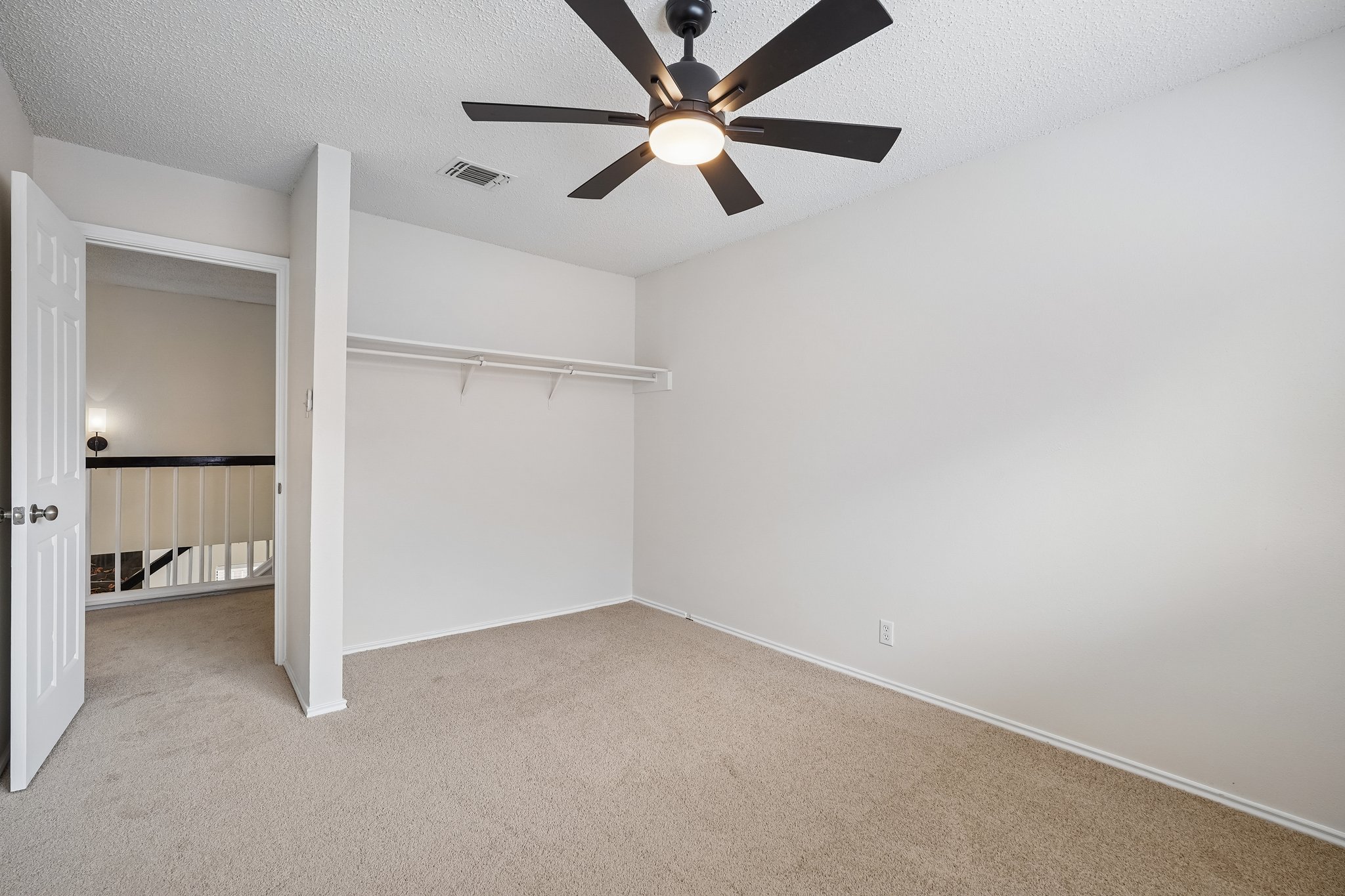 Vista Briar Dr-S1706-045.jpg