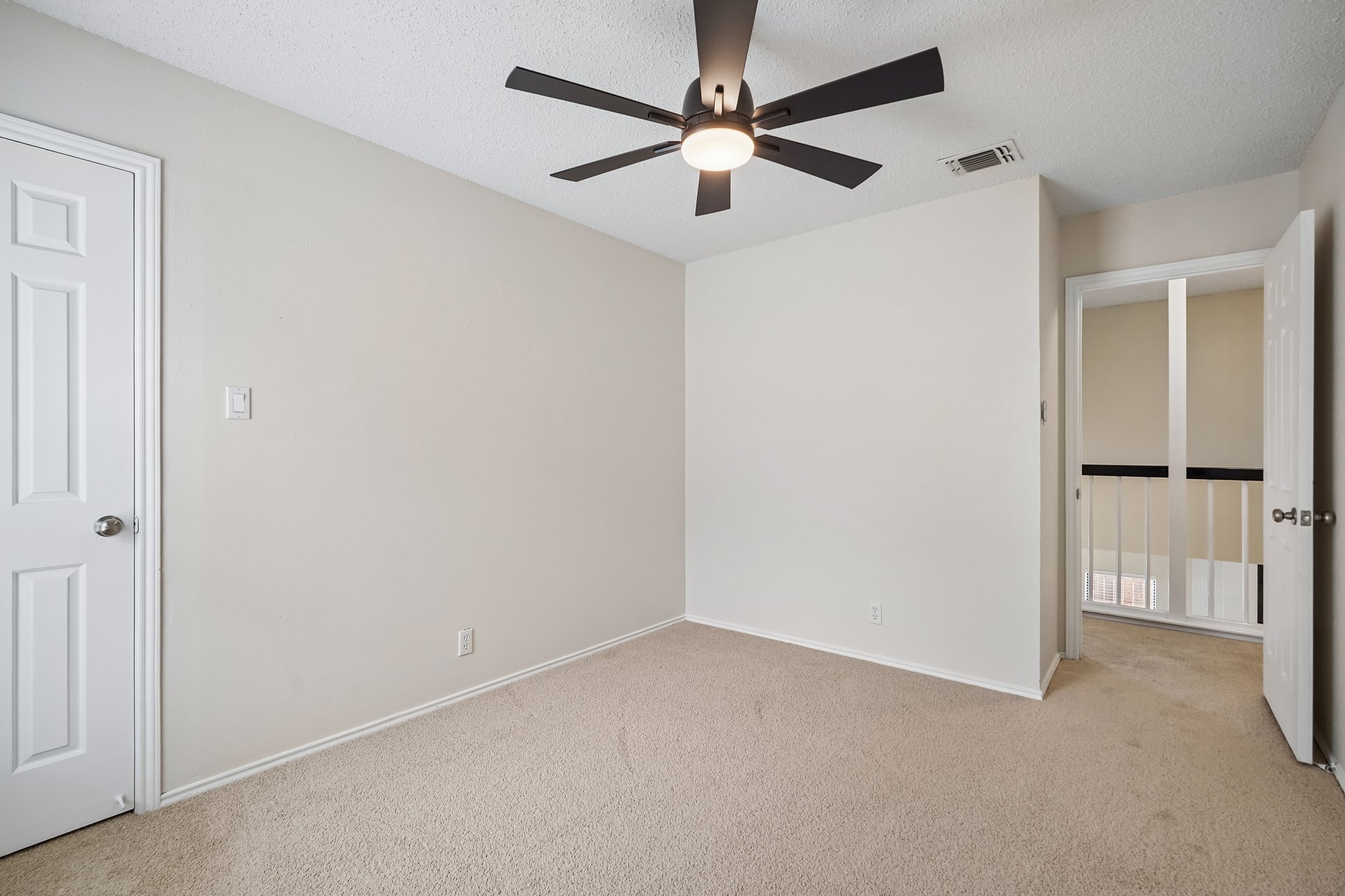 Vista Briar Dr-S1706-048.jpg