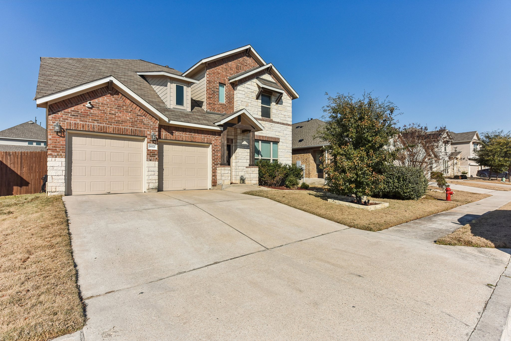 Lathrop Ave-L0102-002.jpg