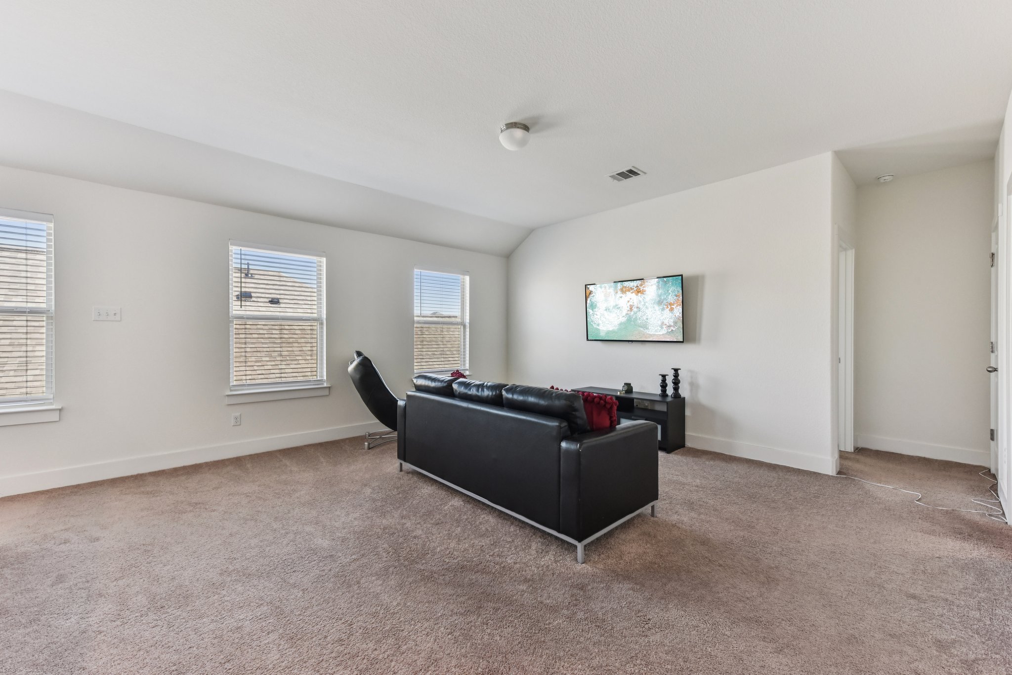 Lathrop Ave-L0102-035.jpg
