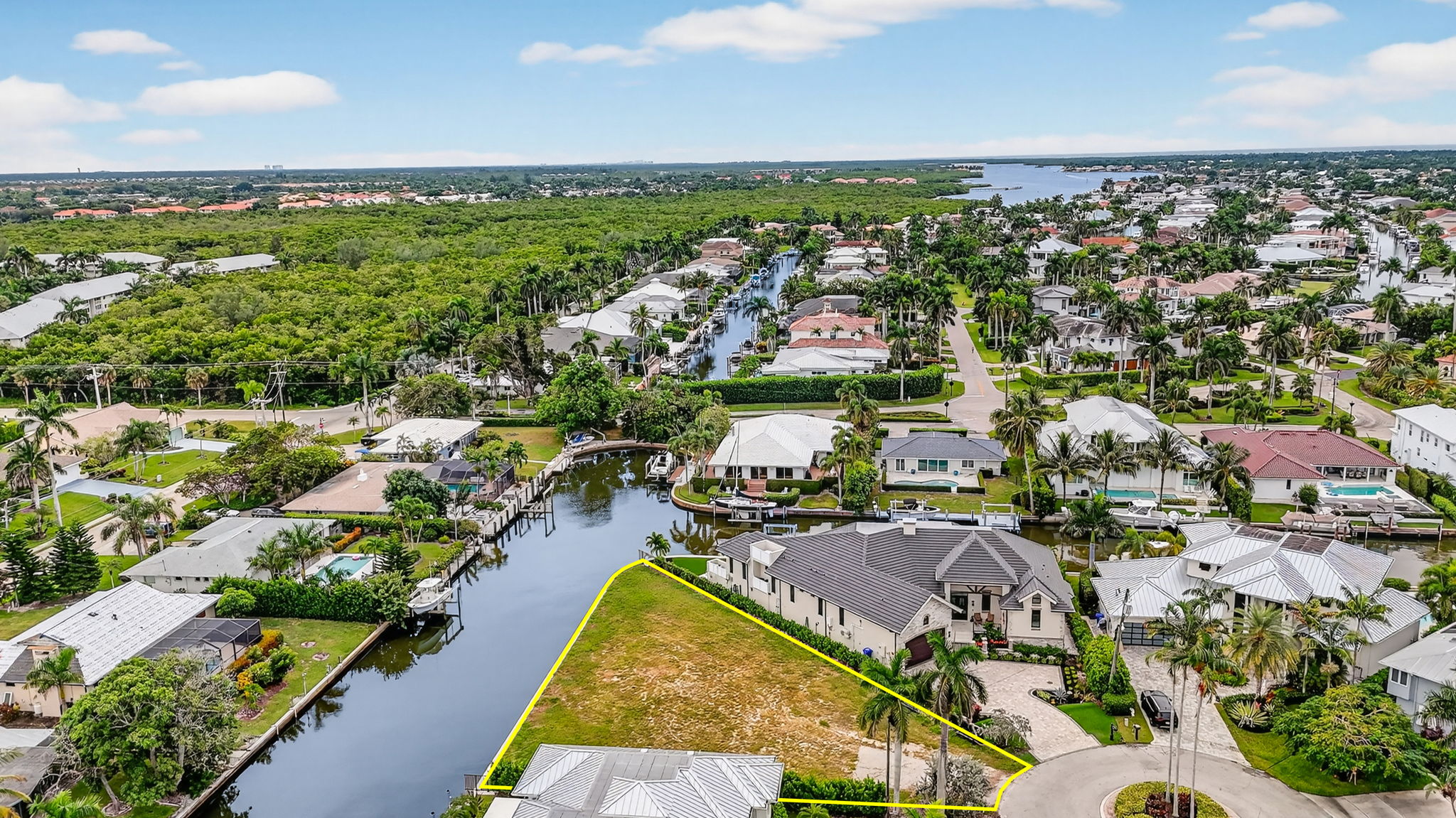 Aerial Side Exterior - lot line