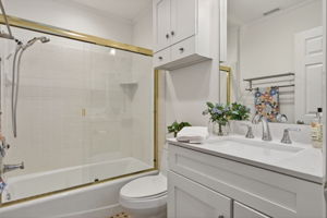  Photo 49