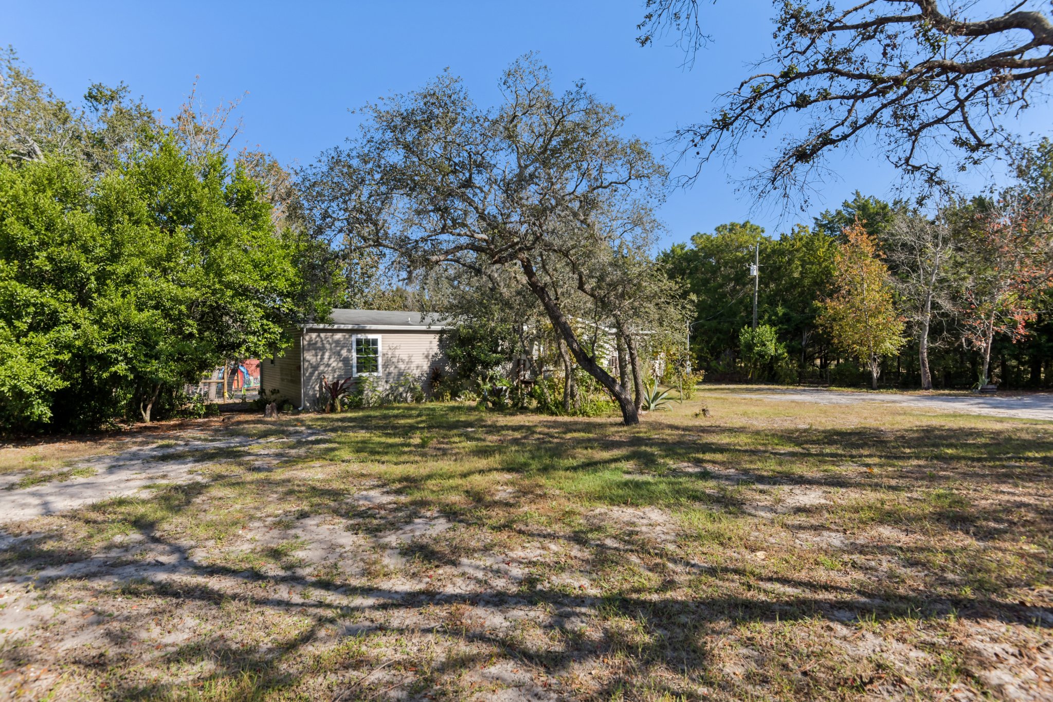 Bosley Dr-S1911-003.jpg