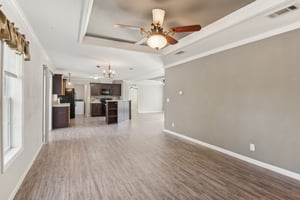 Bosley Dr-S1911-010.jpg