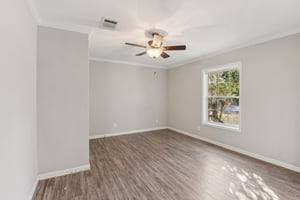 Bosley Dr-S1911-021.jpg