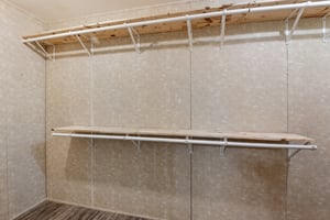 Bosley Dr-S1911-034.jpg