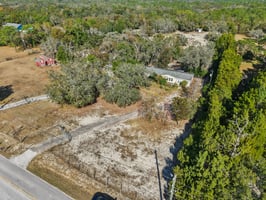 Bosley Dr-S1911-052.jpg