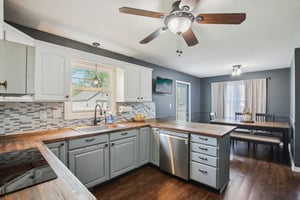 Williamsburg Ln-S1004-013.jpg