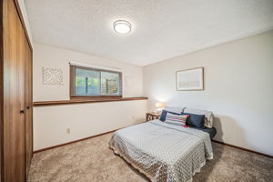 27_Interior