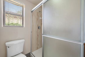 Primary Bathroom (2)